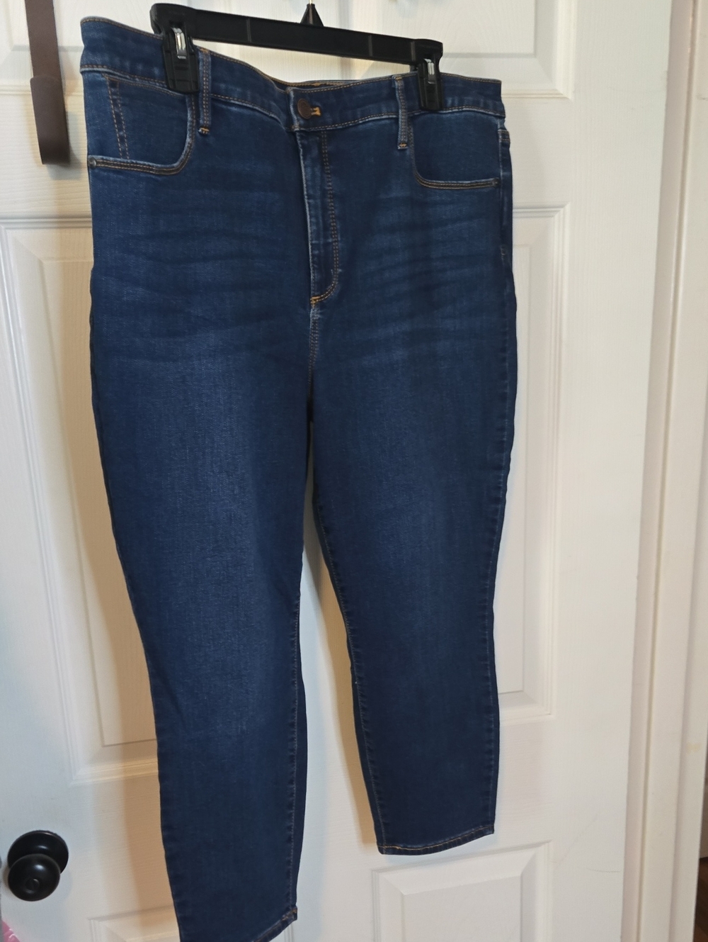 Talbots Women's Dark Blue Cropped High-Rise Jeans